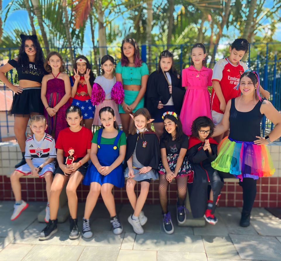 Carnaval da Turma do 4� ano Santa Gema