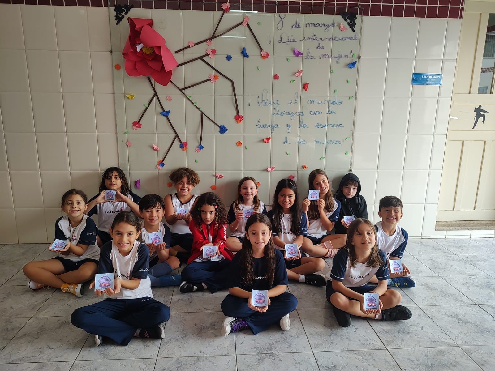 Anos Iniciais - Lembrancinha Dia das Mulheres Santa Gema