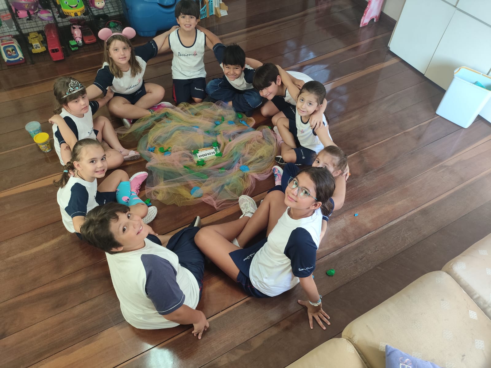 Projeto Feira Liter�ria - Contraturno Santa Gema